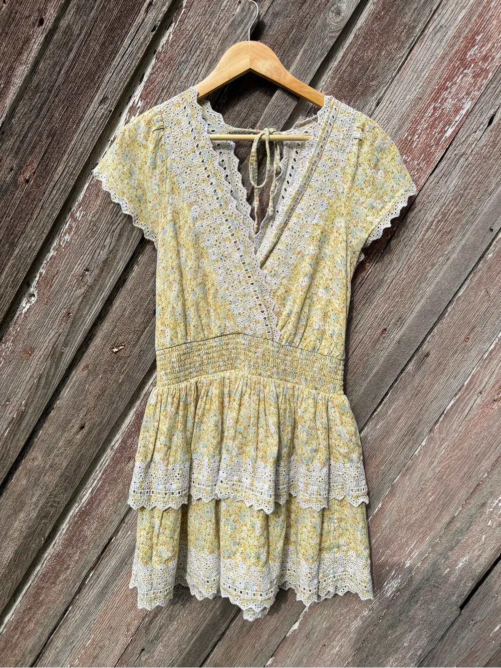 American Eagle Yellow Floral Eyelet Lace Mini Dress Cotton Linen Cottagecore M